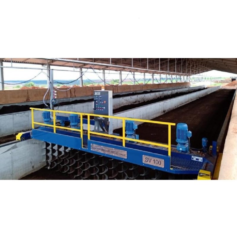 Revolvedor de Composto