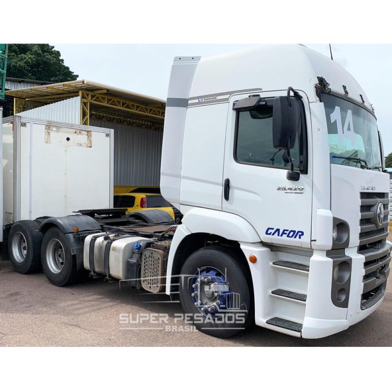 Caminhão VOLKSWAGEN TRACTOR 25420 CAVALO 6X2 Ano 2014