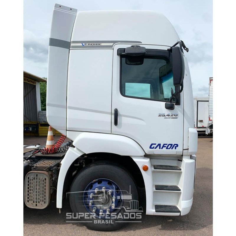 Caminhão VOLKSWAGEN TRACTOR 25420 CAVALO 6X2 Ano 2014