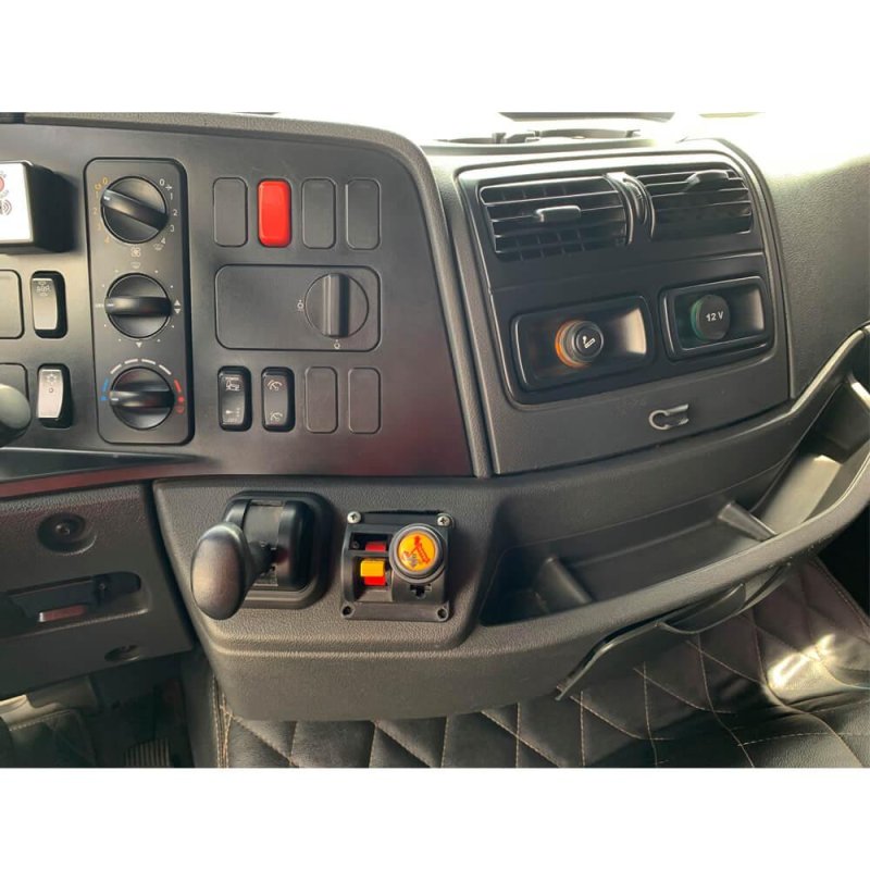 Caminhão MERCEDES BENZ ATEGO 2430 CAÇAMBA Ano 2019