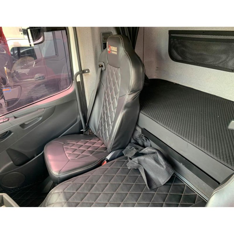 Caminhão MERCEDES BENZ ATEGO 2430 CAÇAMBA Ano 2019