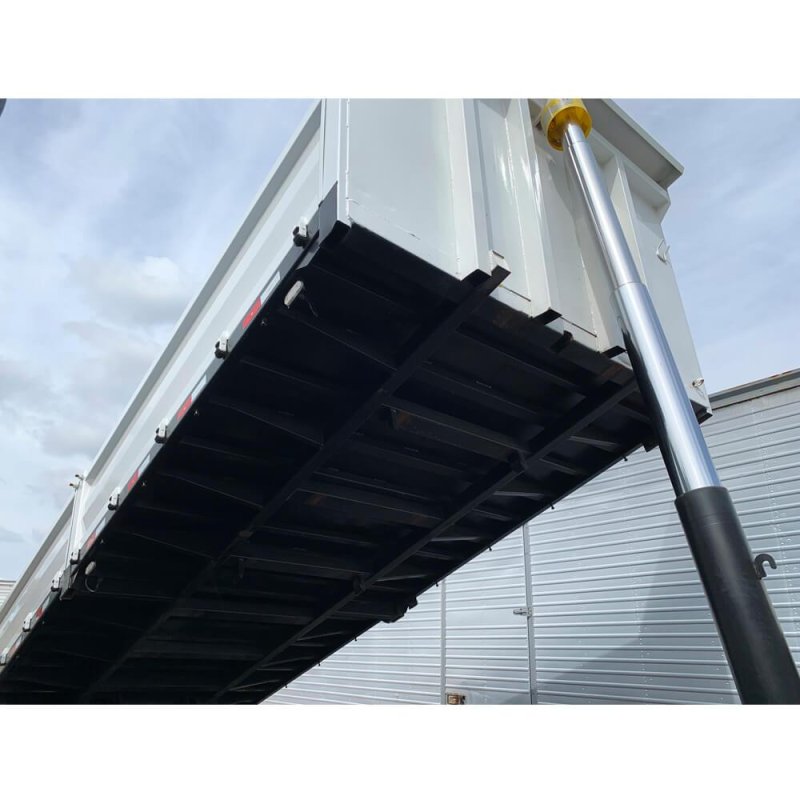 Caminhão MERCEDES BENZ ATEGO 2430 CAÇAMBA Ano 2019