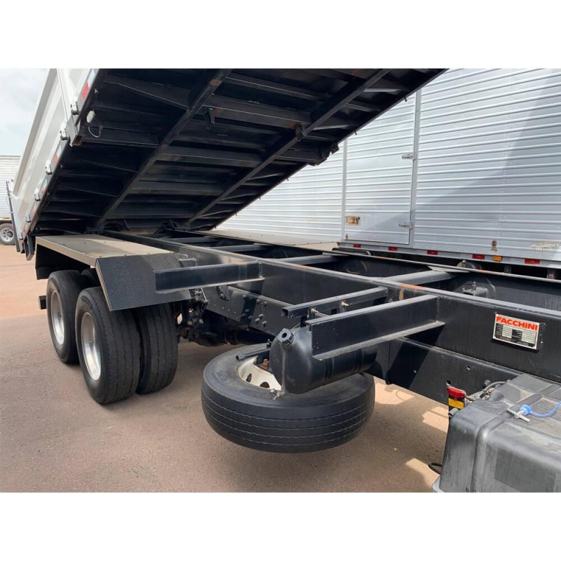 Caminhão MERCEDES BENZ ATEGO 2430 CAÇAMBA Ano 2019