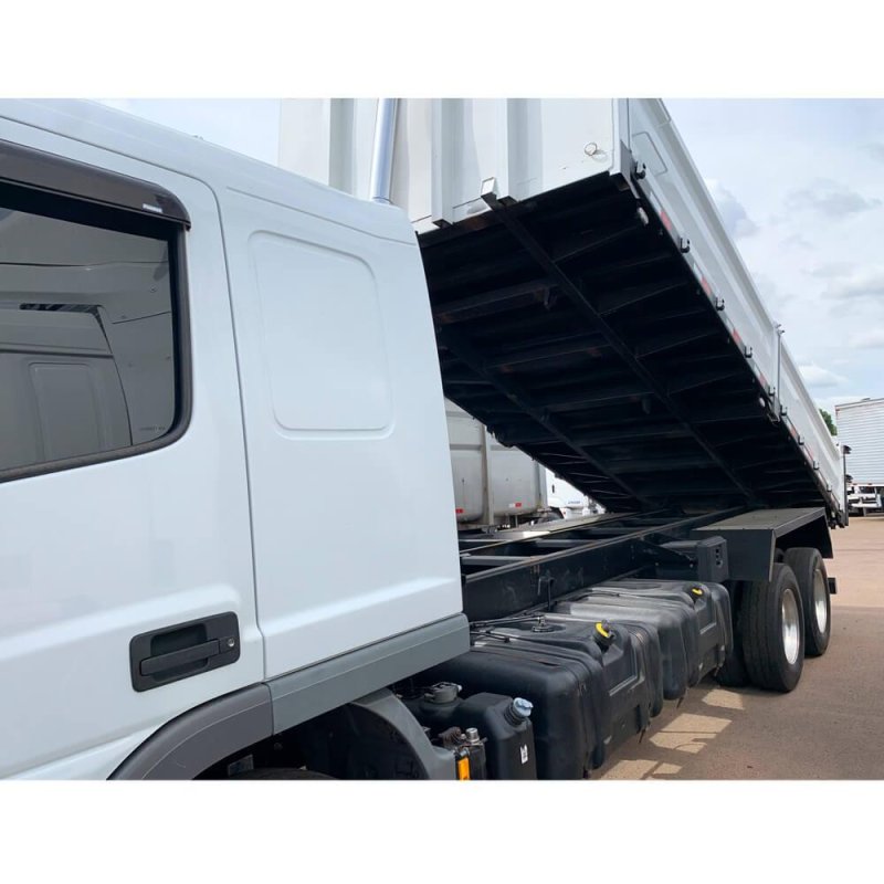 Caminhão MERCEDES BENZ ATEGO 2430 CAÇAMBA Ano 2019