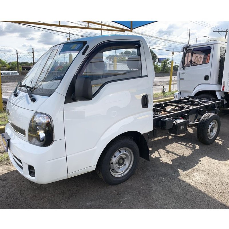 KIA BONGO 2500 CHASSI Ano 2020