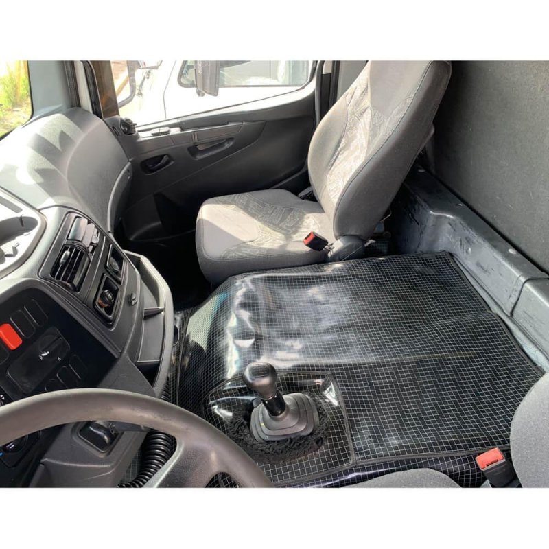 Caminhão MERCEDES BENZ ATEGO 2426 CHASSI Ano 2013