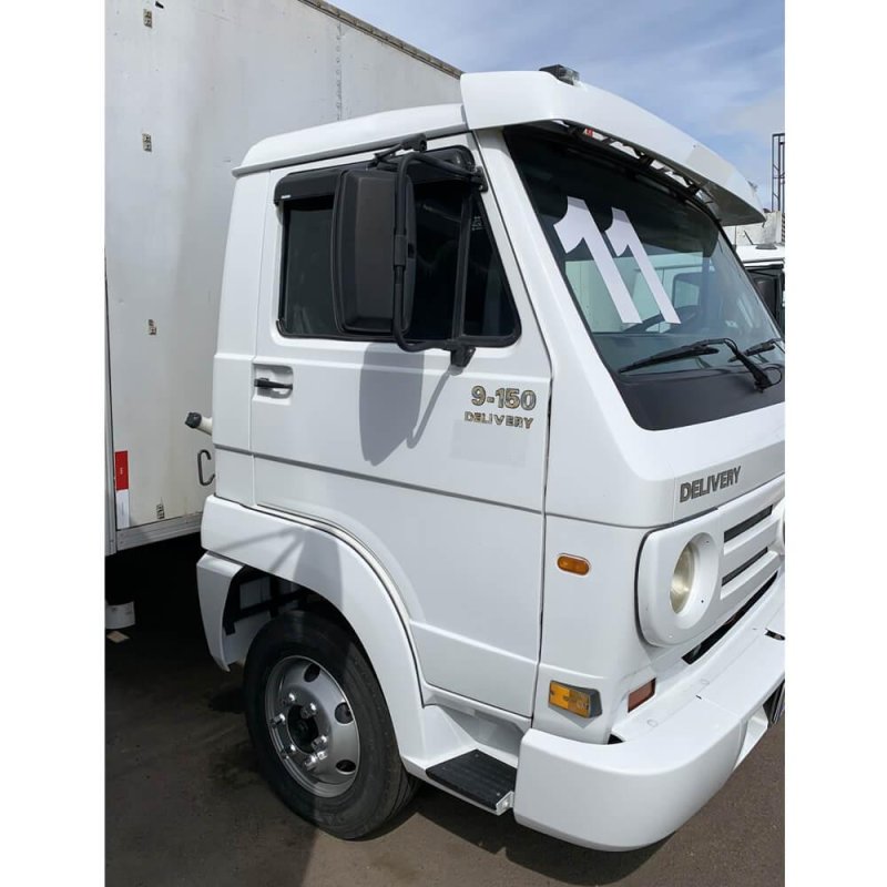 Caminhão VOLKSWAGEN DELIVERY 9150 BAÚ SECO Ano 2011