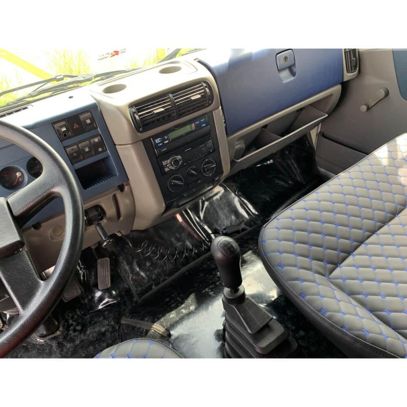 Caminhão VOLKSWAGEN DELIVERY 9150 BAÚ SECO Ano 2011