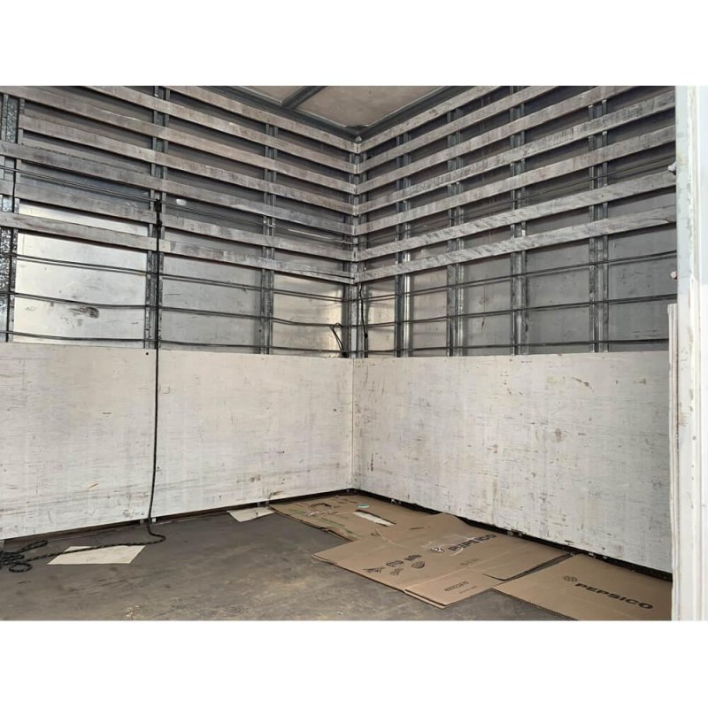 Caminhão VOLKSWAGEN DELIVERY 9150 BAÚ SECO Ano 2011