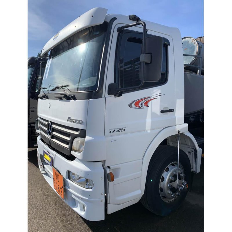 Caminhão MB ATEGO 1725 TANQUE Ano 2011
