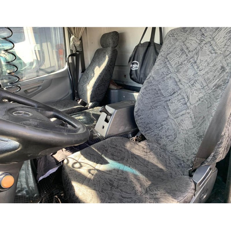 Caminhão MB ATEGO 1725 TANQUE Ano 2011