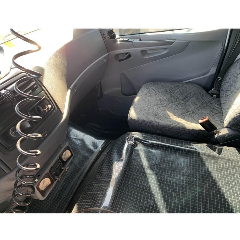 Caminhão MB ATEGO 1725 TANQUE Ano 2011