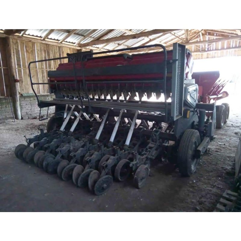 Plantadeira Massey Ferguson MF617 Ano 2018