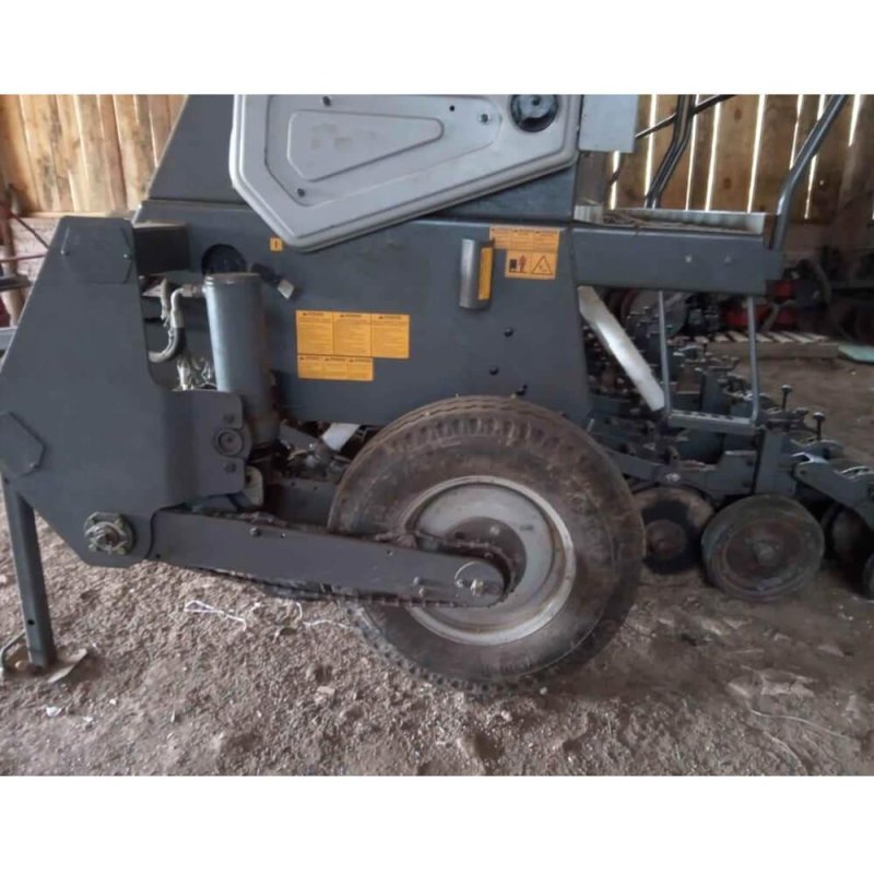 Plantadeira Massey Ferguson MF617 Ano 2018