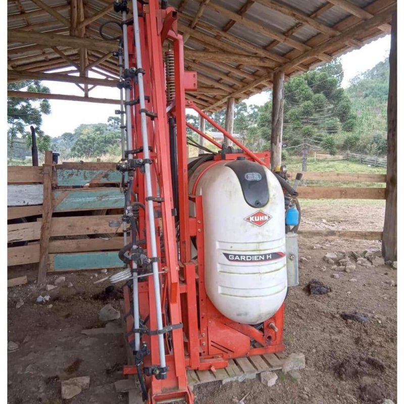 Pulverizador KUHN GARDIEN H Ano 2018