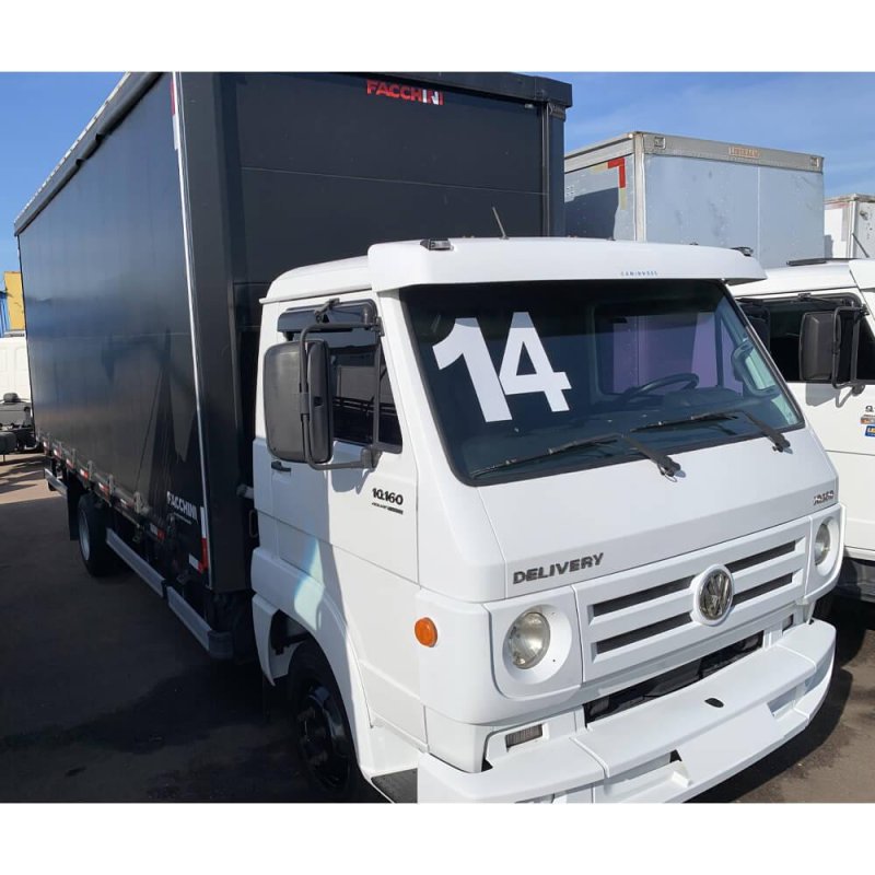 Caminhão VOLKSWAGEN DELIVERY 10.160 SIDER Ano 2014