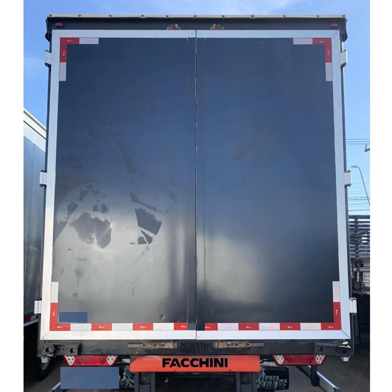 Caminhão VOLKSWAGEN DELIVERY 10.160 SIDER Ano 2014