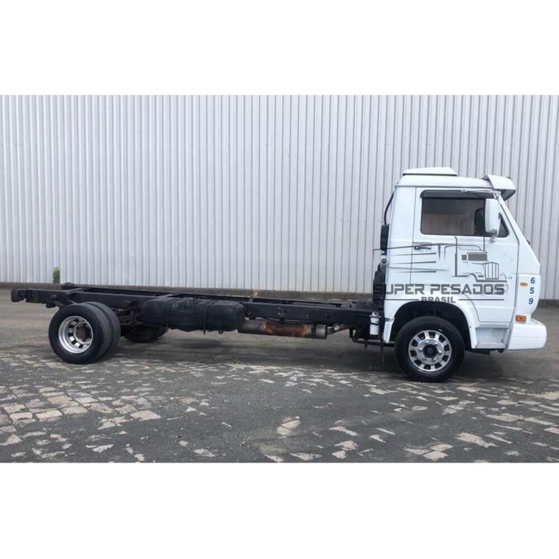 Caminhão VOLKSWAGEN 9150e CHASSI Ano 2010