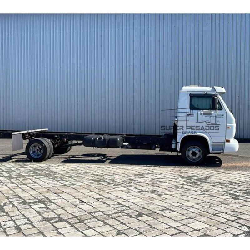 Caminhão VOLKSWAGEN WORKER 9150e CHASSI Ano 2010