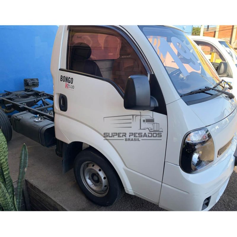 KIA BONGO 2500 CHASSI Ano 2019