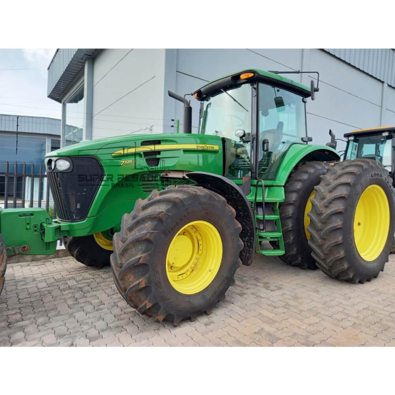 Trator JOHN DEERE 7195J FILIPADO Ano 2016