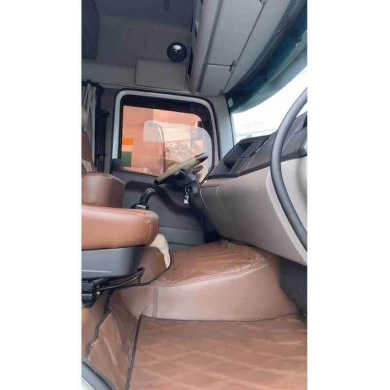 Caminhão VOLKSWAGEN TRACTOR 19.360 4X2 CAVALO 2019