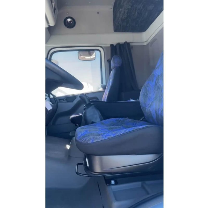 Caminhão VOLKSWAGEN TRACTOR 19.360 4X2 2018/2019