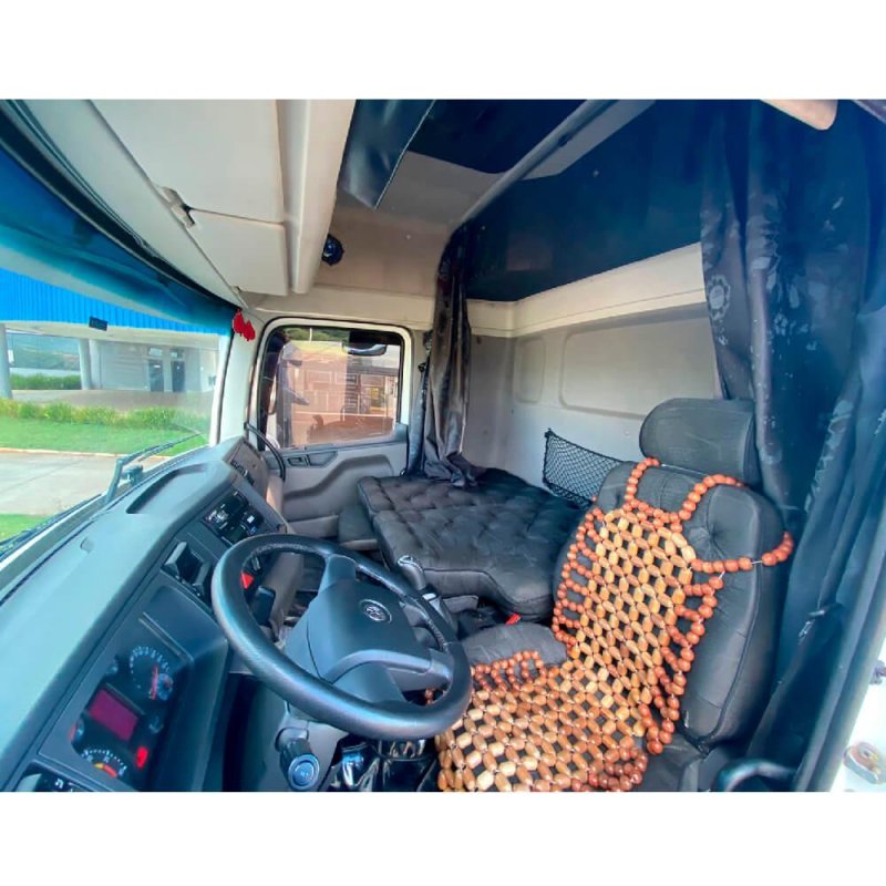 Caminhão VOLKSWAGEN TRACTOR 19.360 4X2 CAVALO 2018