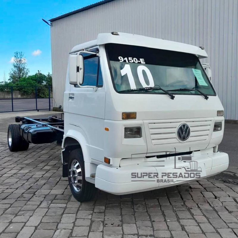 Caminhão VOLKSWAGEN 9.150E CHASSI CURTO Ano 2010