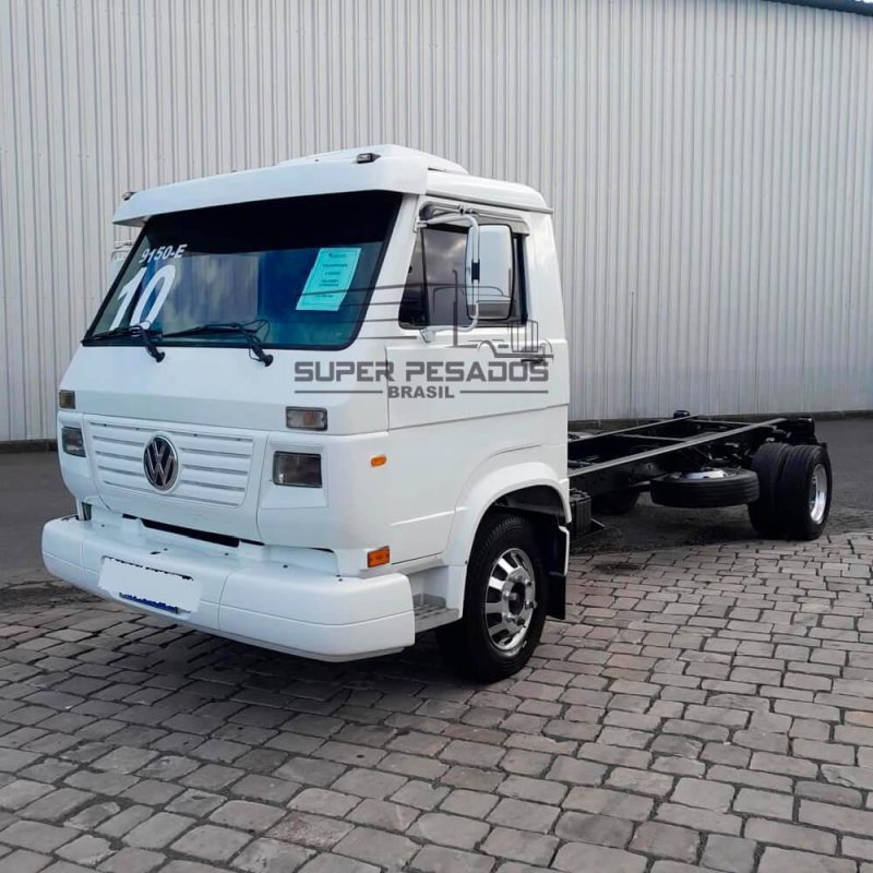 Caminhão VOLKSWAGEN 9.150E CHASSI CURTO Ano 2010