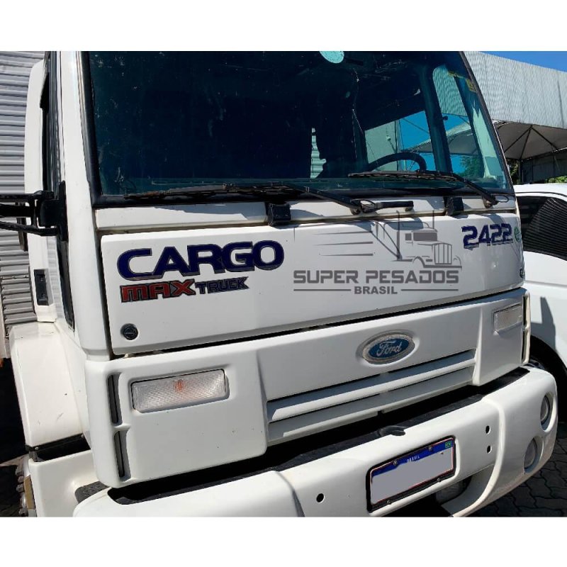 Caminhão FORD CARGO 2422 BAÚ Ano 2007