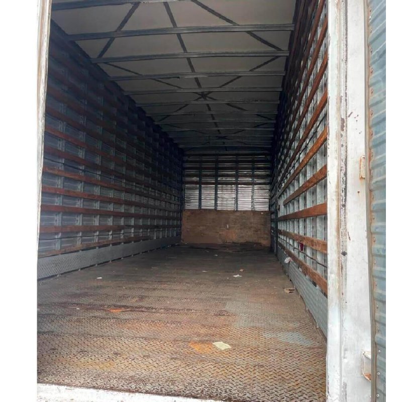 Caminhão FORD CARGO 2429 BAÚ Ano 2013