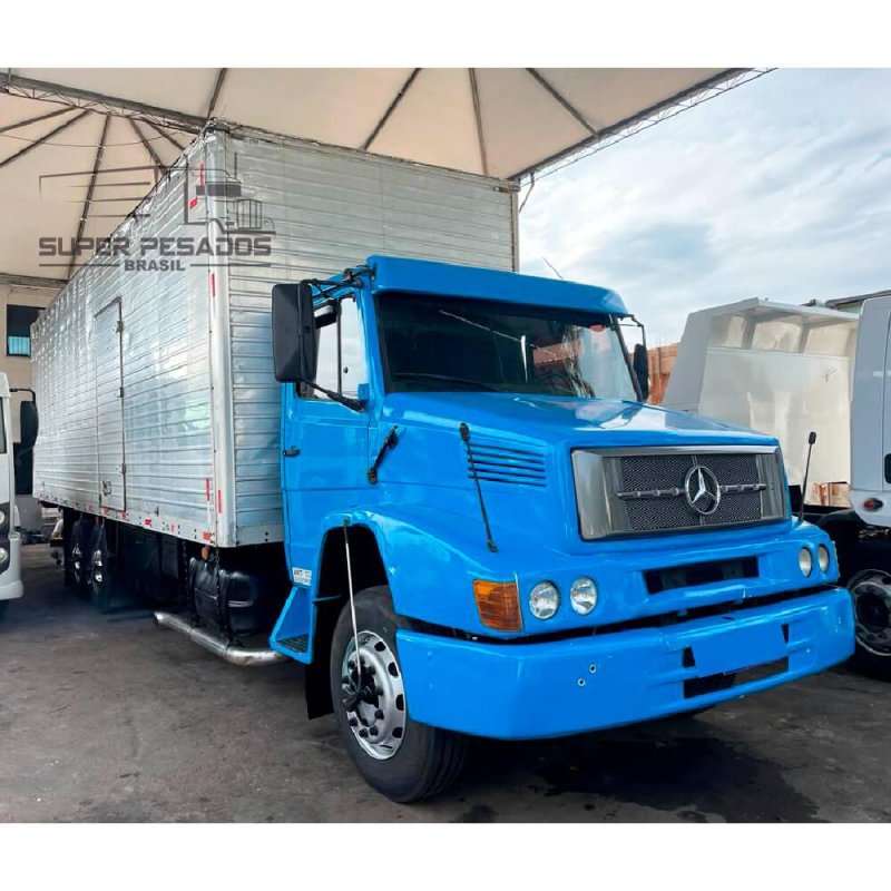 Caminhão Mercedes Benz 1418 BAÚ Ano 1991
