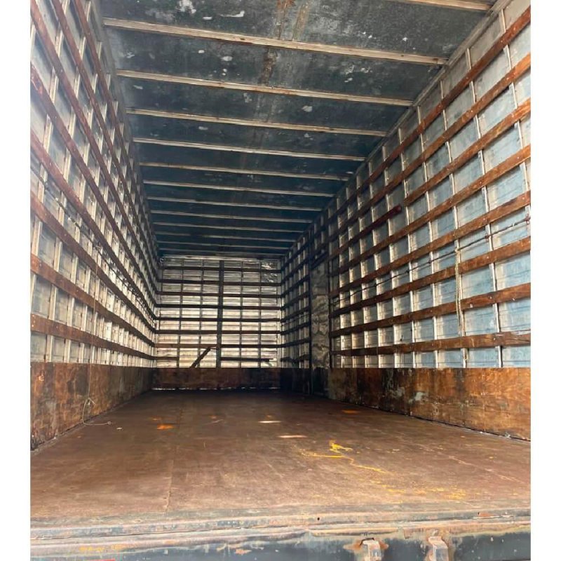 Caminhão Mercedes Benz 1418 BAÚ Ano 1991