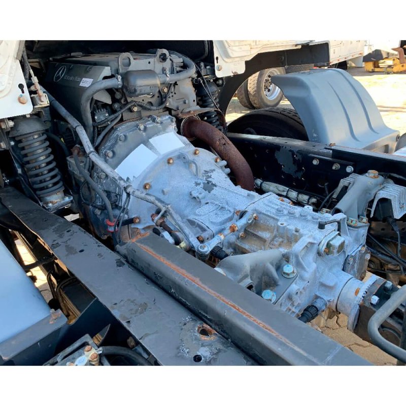 Caminhão MERCEDES BENZ ATEGO 1719 CHASSI Ano 2012