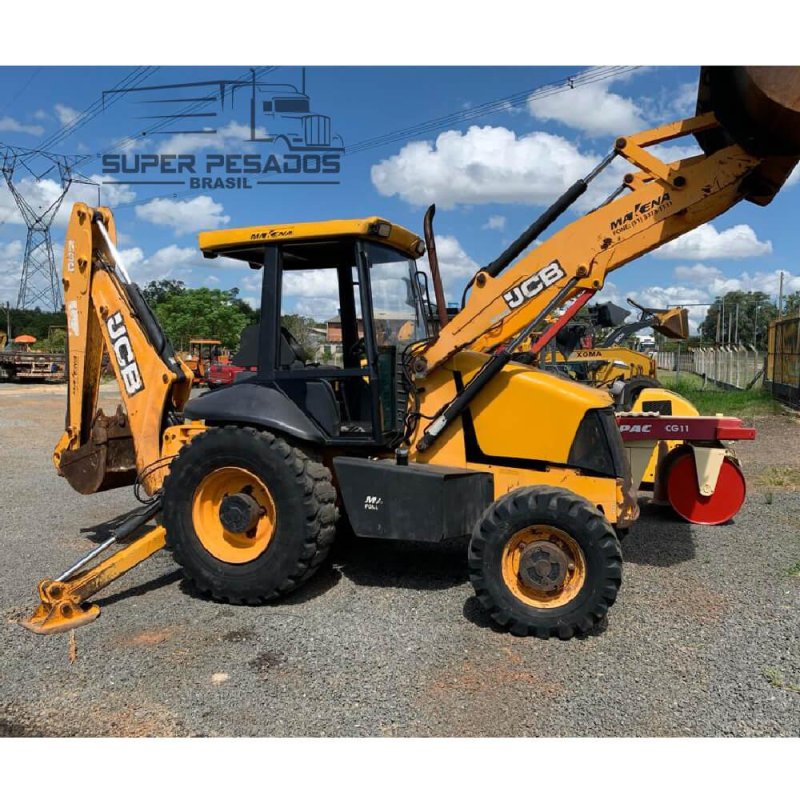 Retroescavadeira JCB 3C PLUS Ano 2011