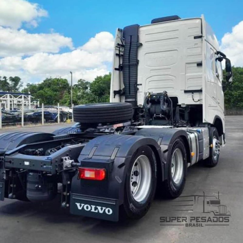 Caminhão VOLVO FH460 GLOBETROTTER CAVALO 6x2 Ano 2022
