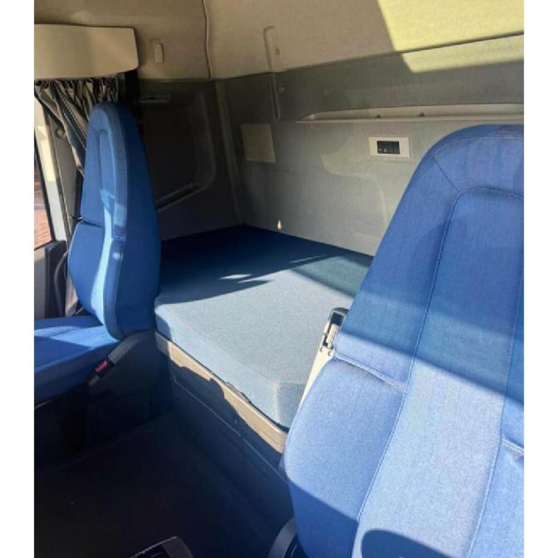 Caminhão VOLVO FH460 GLOBETROTTER CAVALO 6x2 Ano 2022