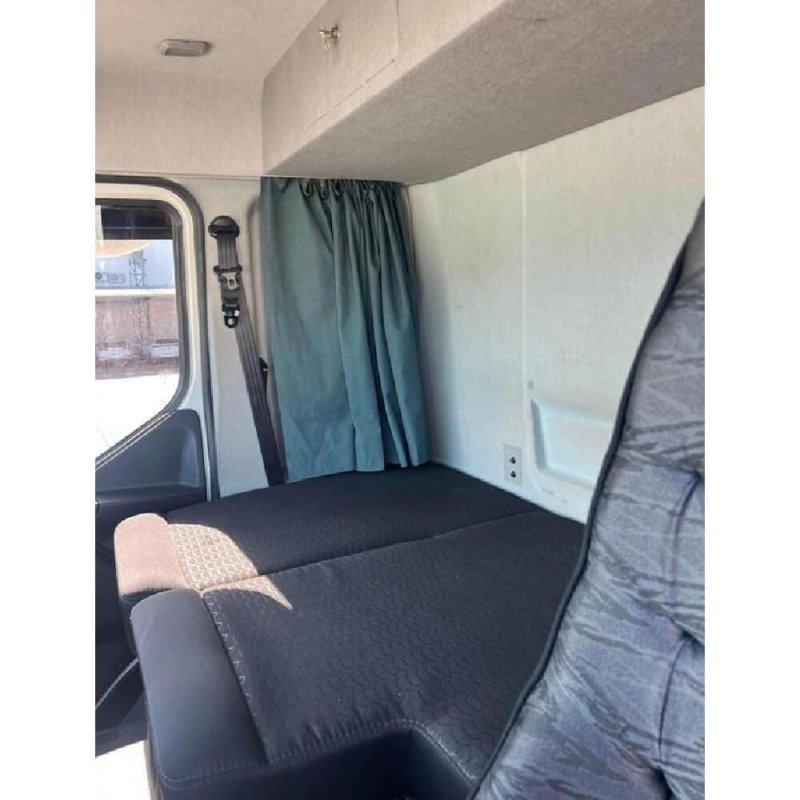 Caminhão VOLVO VM360 4X2 CAVALO Ano 2023