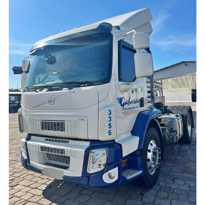 Caminhão VOLVO VM360 4X2 CAVALO Ano 2023