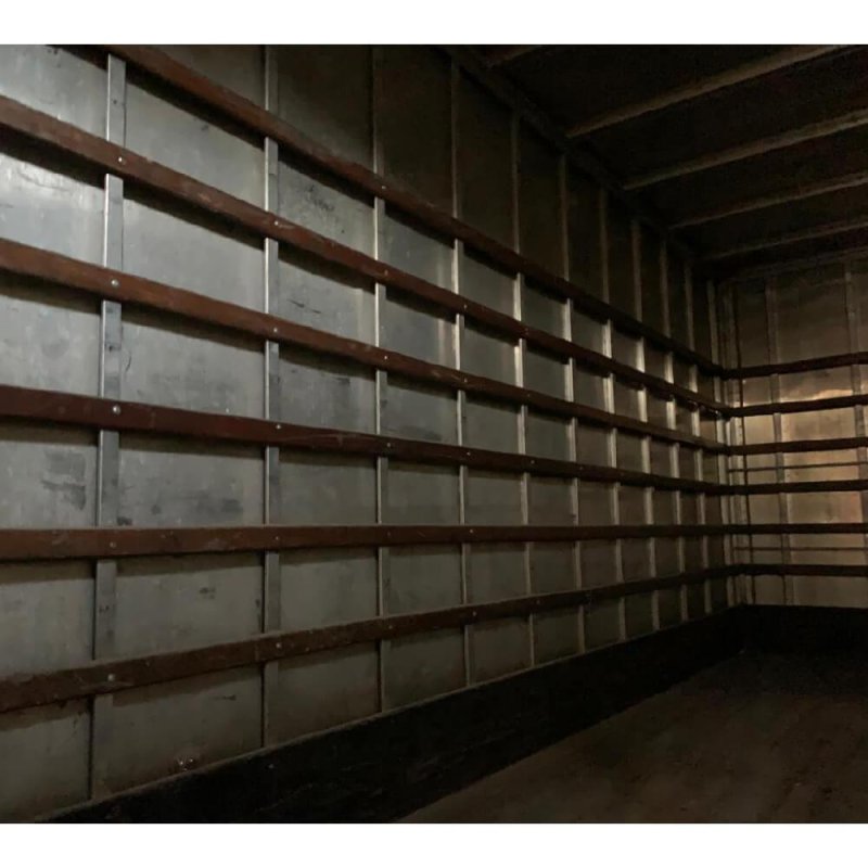 Caminhão FORD CARGO 815E BAÚ SECO Ano 2009