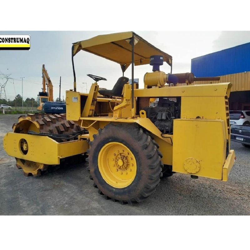 ROLO COMPACTADOR MULLER VAP70 Ano 1990