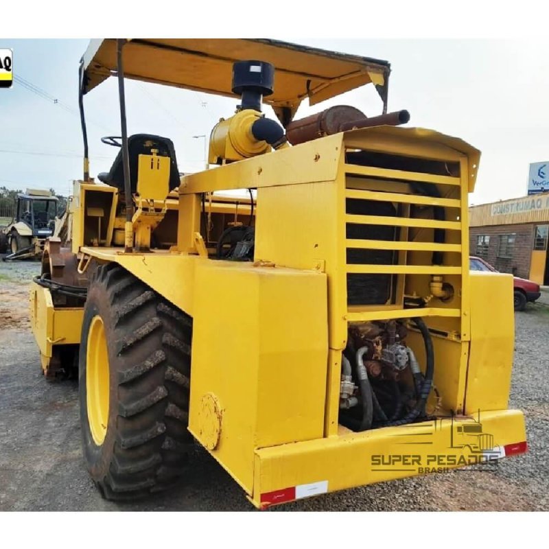 ROLO COMPACTADOR MULLER VAP70 Ano 1990