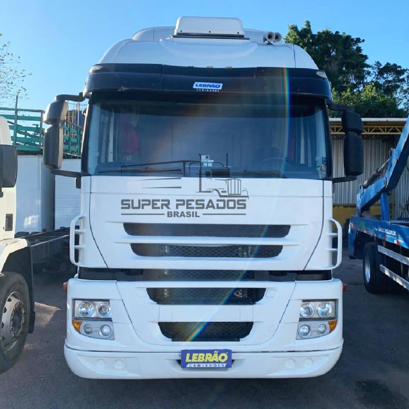 Caminhão IVECO STRALIS 440 6X2 CHASSI Ano 2014 
