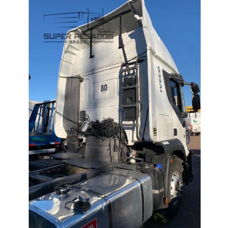 Caminhão IVECO STRALIS 440 6X2 CHASSI Ano 2014 