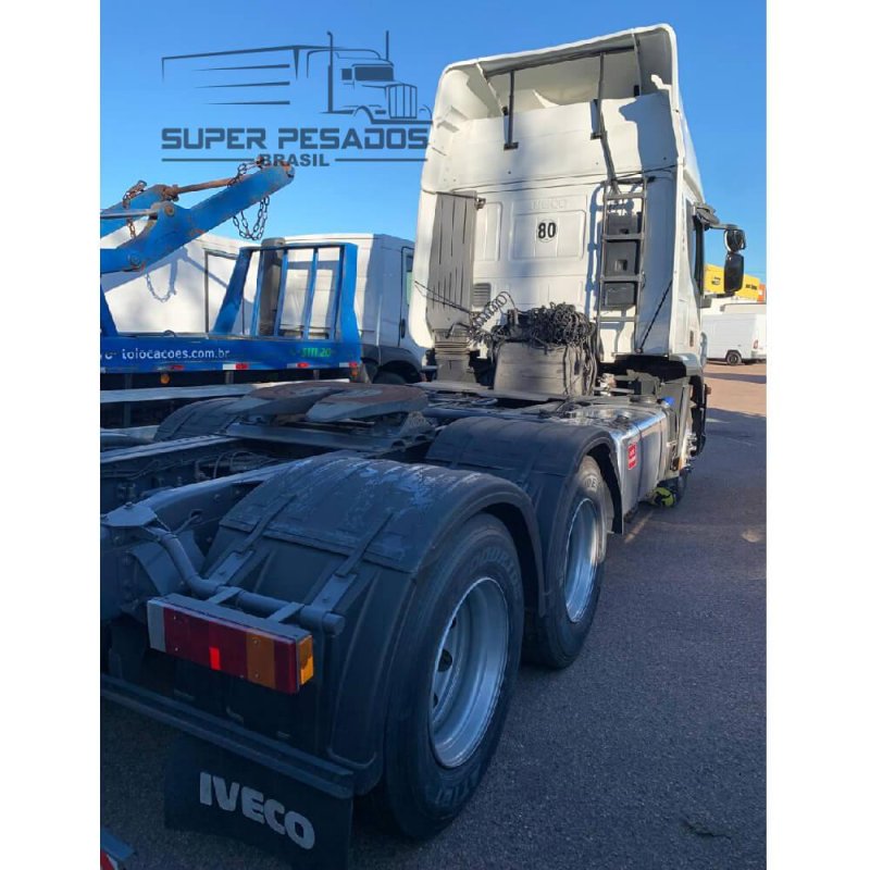Caminhão IVECO STRALIS 440 6X2 CHASSI Ano 2014 