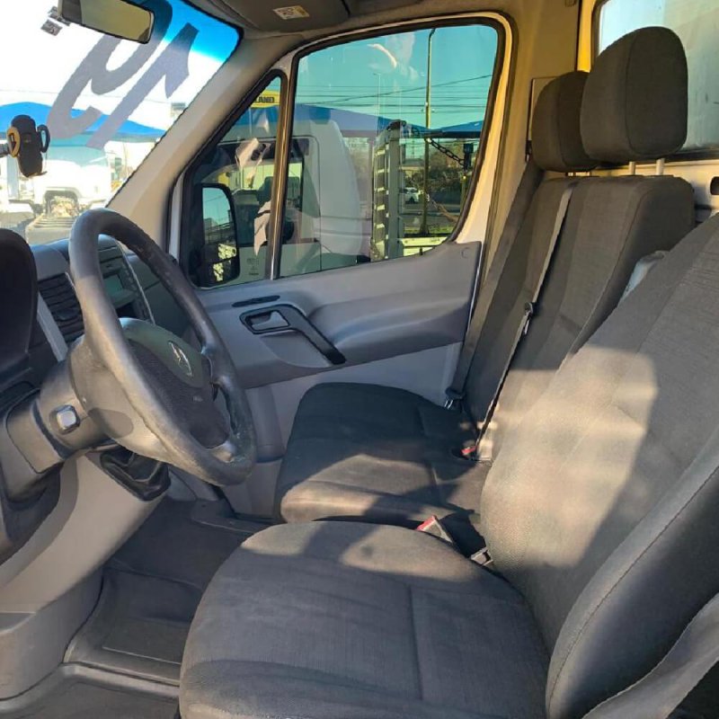 MERCEDES BENZ FURGÃO SPRINTER BAÚ FRIO Ano 2019 