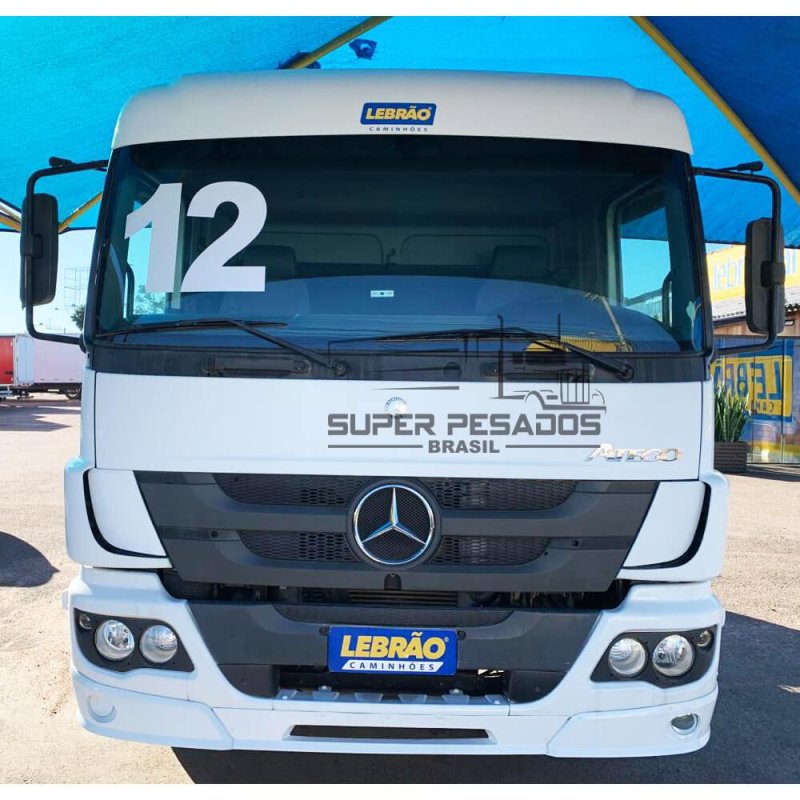 Caminhão MERCEDES BENZ ATEGO 2426 6X2 CHASSI Ano 2012