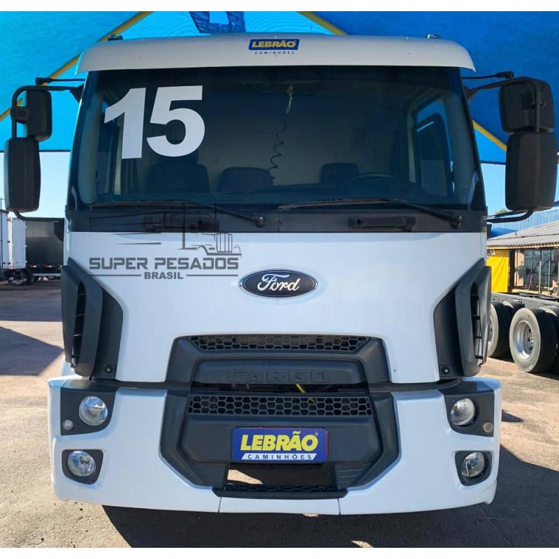 Caminhão FORD CARGO 1723 CHASSI Ano 2015