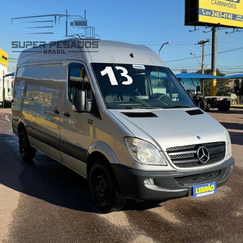 MERCEDES BENZ FURGÃO SPRINTER 415 Ano 2013